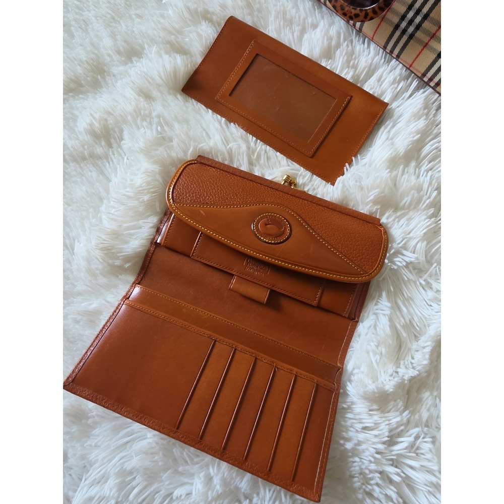 Vintage Dooney & Bourke Pebbled Leather Wallet – Made in USA - Picture 10 of 11